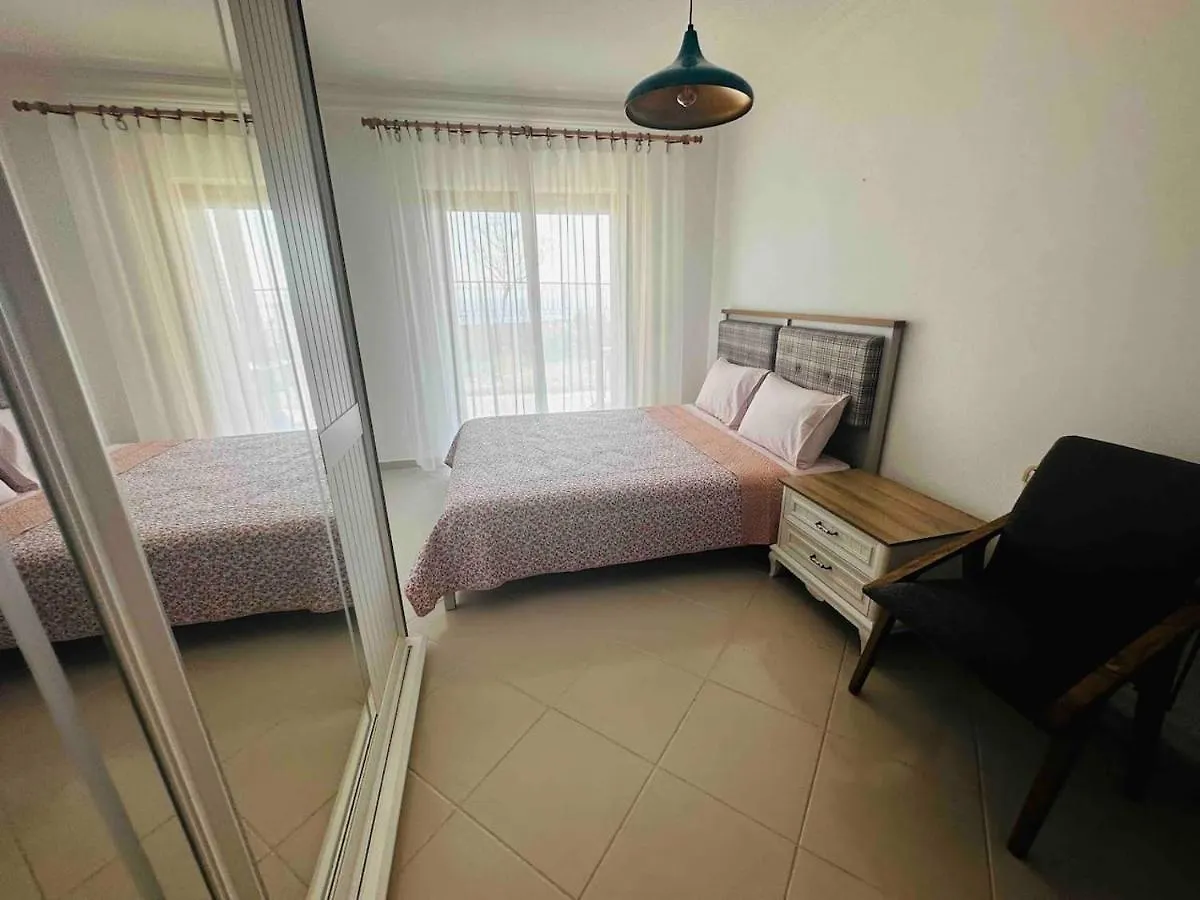 Deniz Manzarali Tas Villa Bodrum Turkiet
