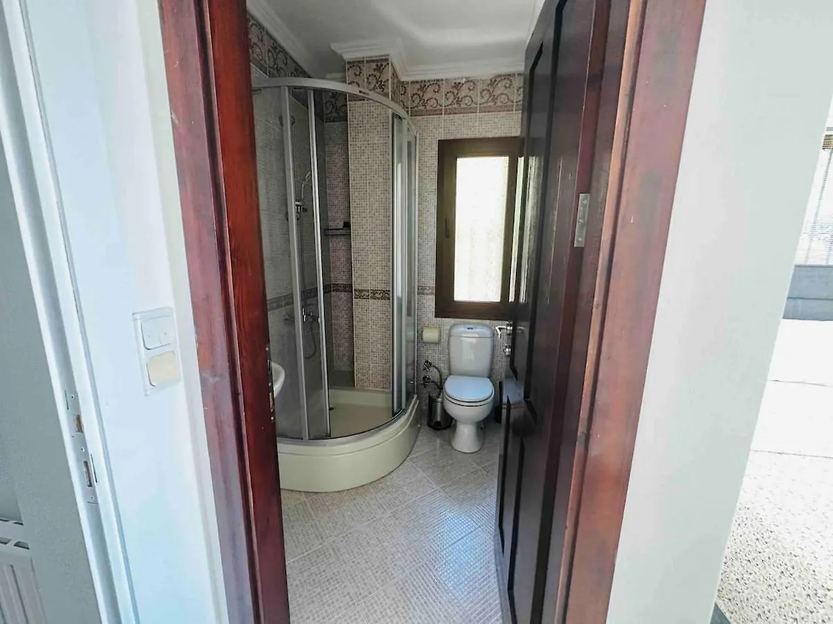 Deniz Manzarali Tas Villa Bodrum