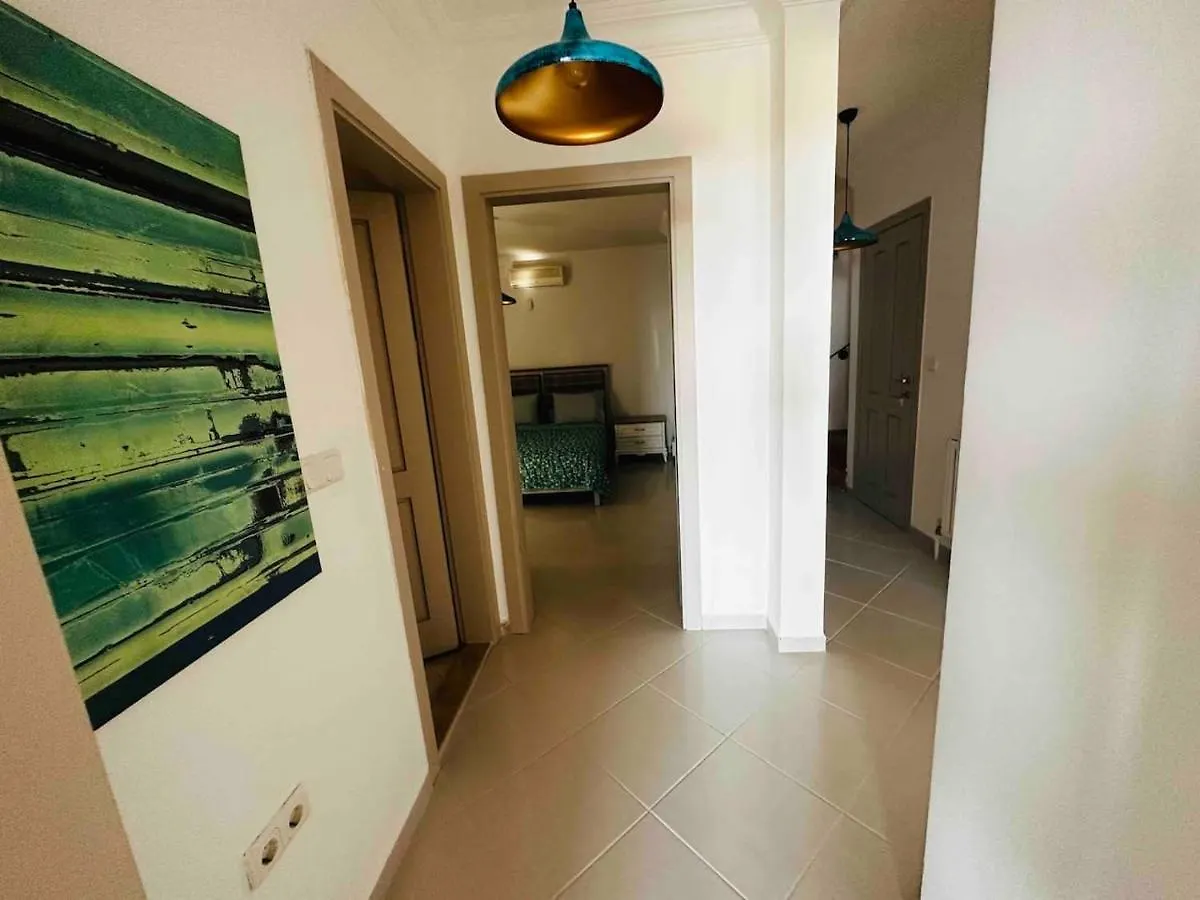 Deniz Manzarali Tas Villa Bodrum Turkiet